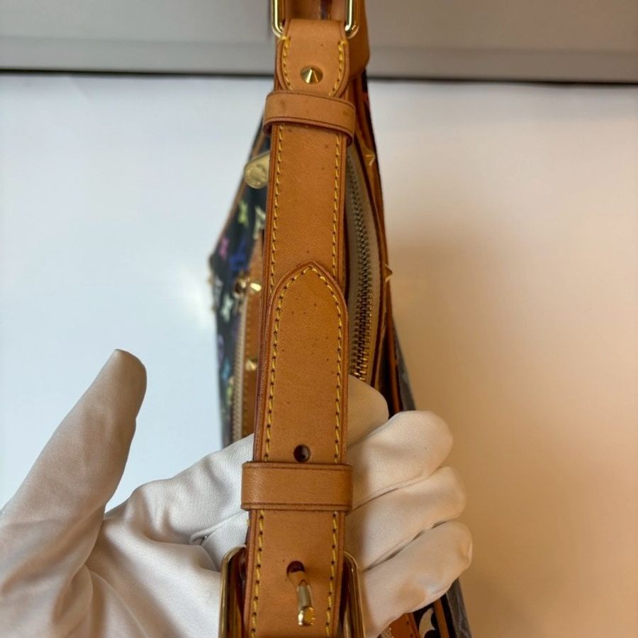 LV 黑彩單肩背牛角包-7