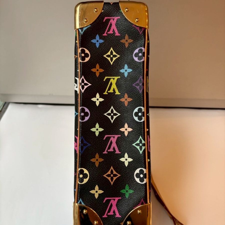 LV 黑彩單肩背牛角包-19