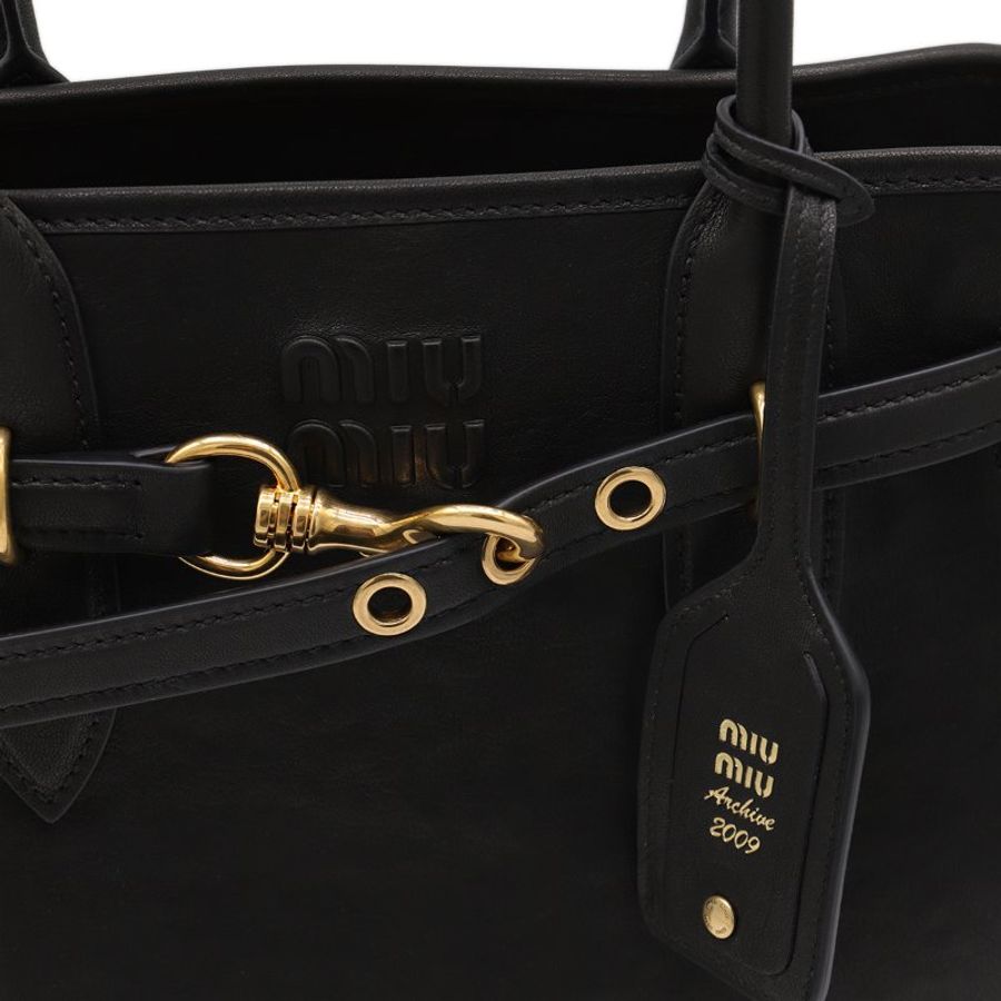 🎉新品好折扣✨Miu Miu 5BG291 中款 Aventure 小羊皮貝殼包 黑色-9