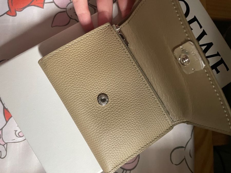 LOEWE短夾-10