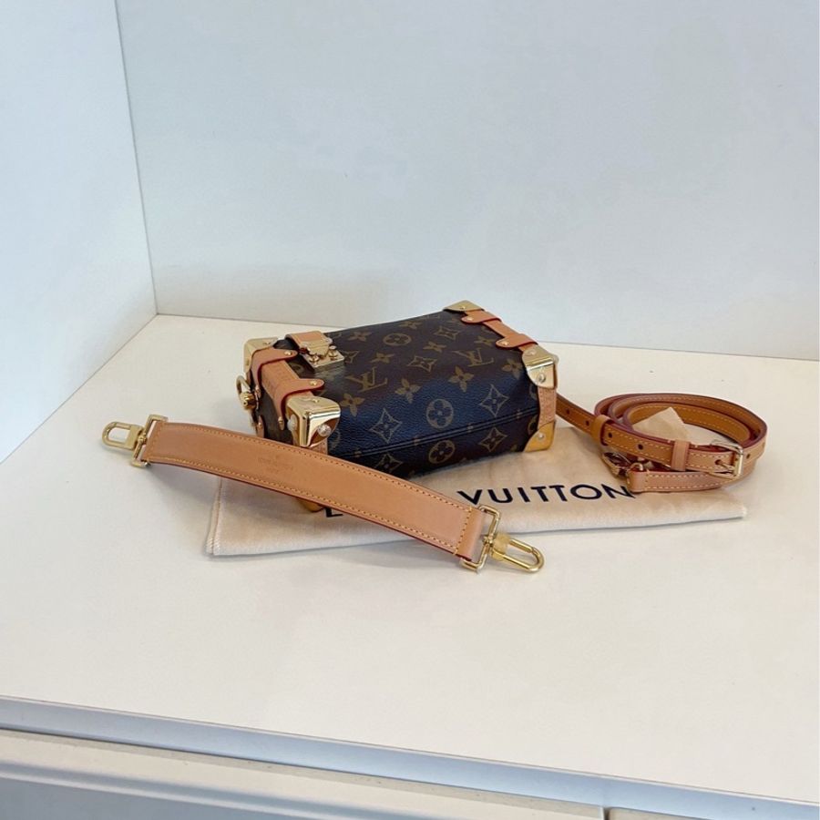 LV 路易威登 新款芯片 小號side trunk 軟盒子包 尺寸約18*12.5*8 專櫃一包難求 小小的超可愛又酷酷的-5