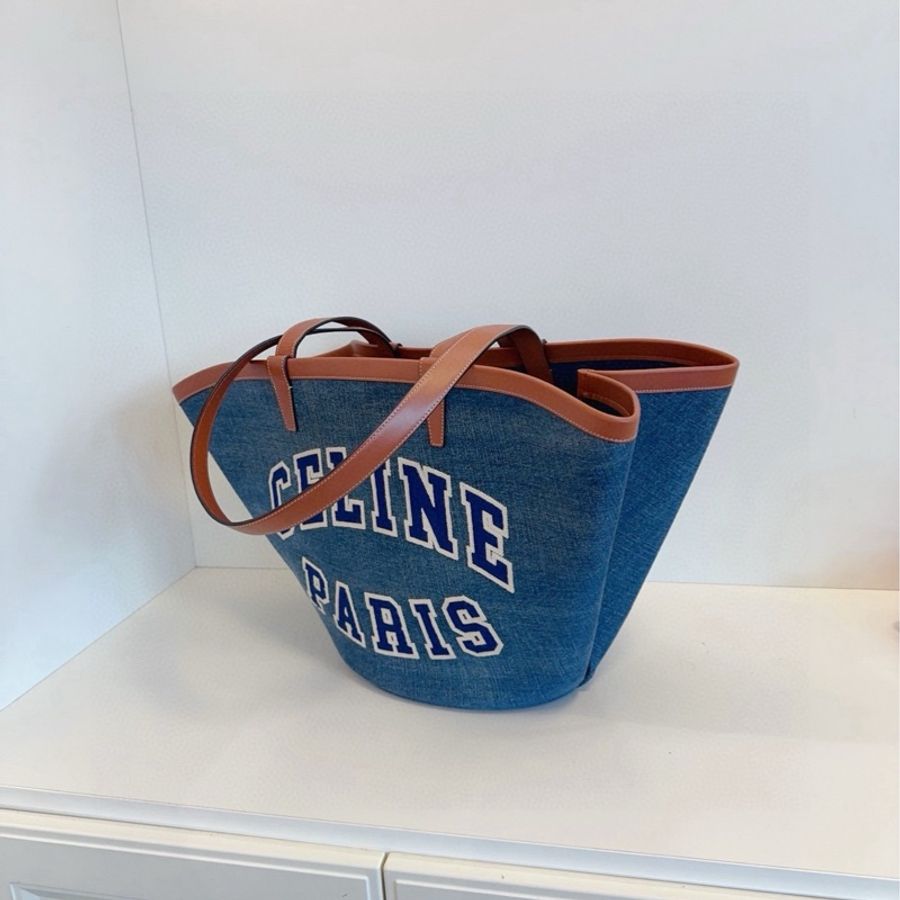 Celine賽琳 Couffin丹寧大字母logo貝殼Tote 休閒牛仔搭馬鞍棕肩帶 尺寸約23*32*20(包口68) 搭配單品王-3