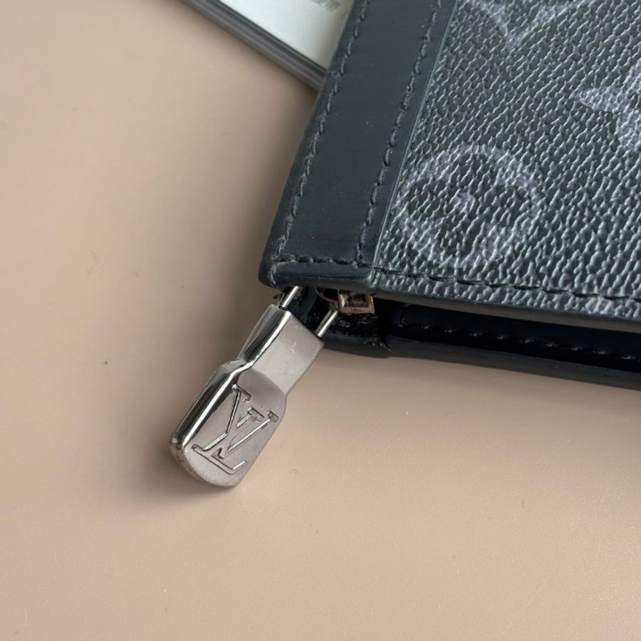 ::LOUIS VUITTON:: LV M61692 Pochette Voyage MM 黑花紋手拿包-15