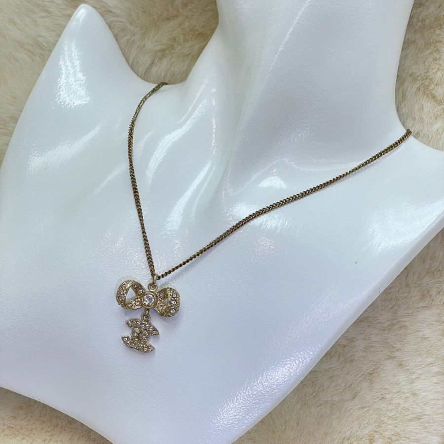 CHANEL 香奈兒蝴蝶結水鑽CC LOGO 頸鏈 XA395-10