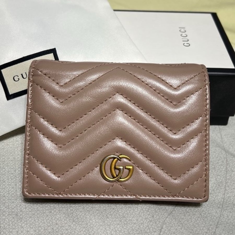 GUCCI裸色短夾-6