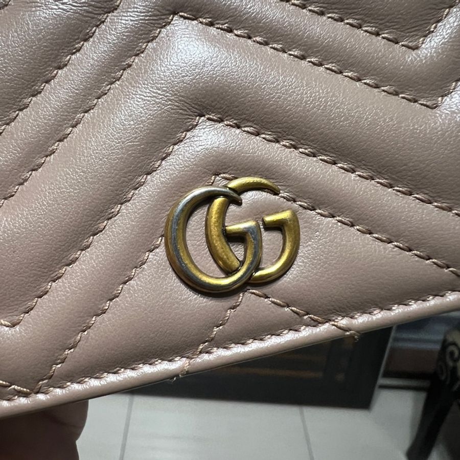 GUCCI裸色短夾-10