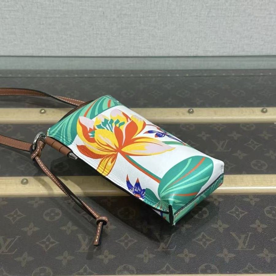 LOEWE gate pocket 花卉限定款薯條包 11.5*19*3.5 98新配件塵袋-5