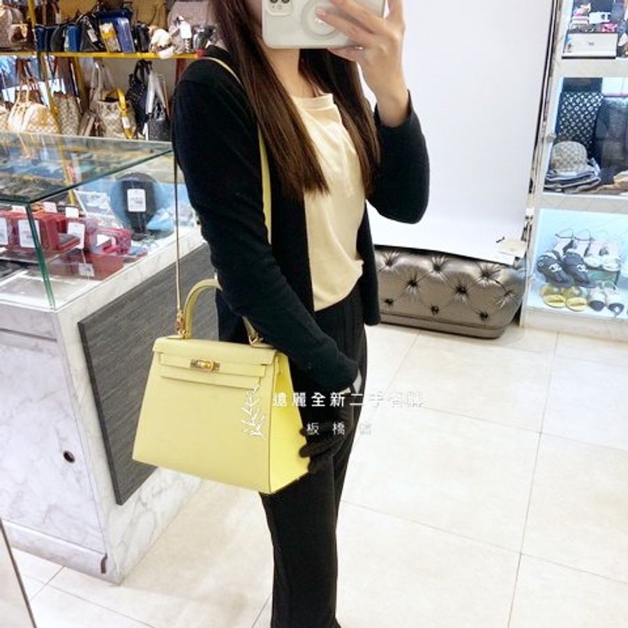 Hermes 1Z小雞黃EPSOM皮金釦KELLY28 H042319CC1Z-7
