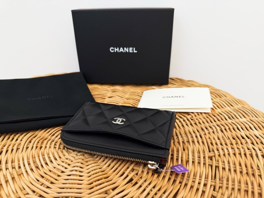 全新CHANEL黑色羊皮銀釦L型卡夾零錢包AP3179-2