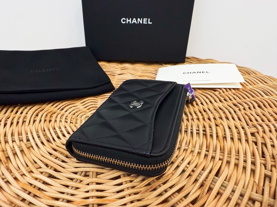 全新CHANEL黑色羊皮銀釦L型卡夾零錢包AP3179-3