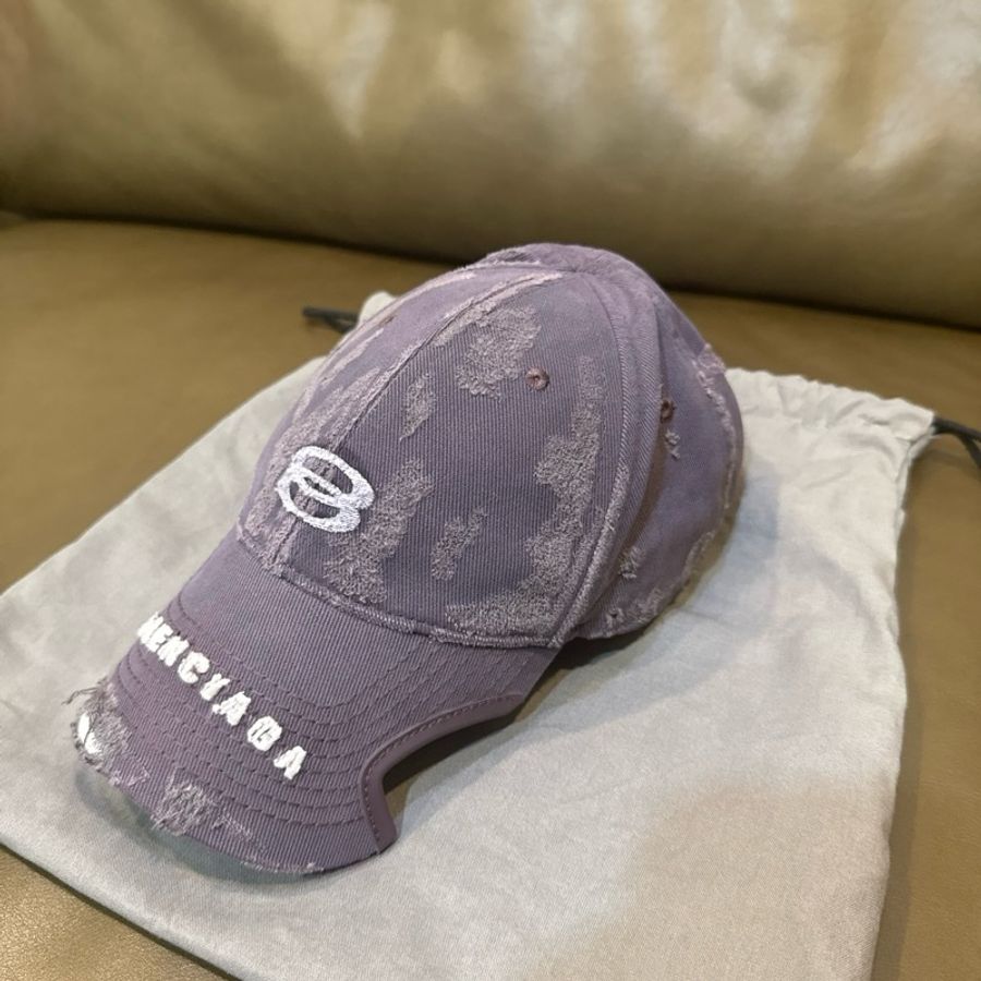 Balenciaga 作舊破壞帽-2