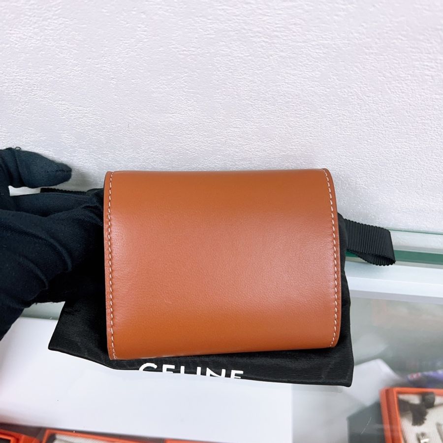 閒置 Celine triomphe 棕色凱旋門三摺銀包/皮夾/短夾-1