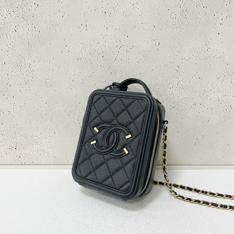 Chanel vanity case 豎版相機包-2
