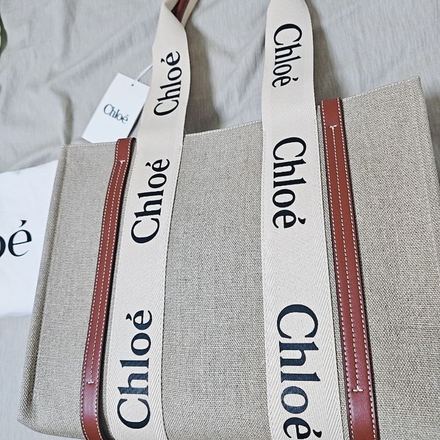 全新 Chloé Woody 托特包 中型款 筆電包|經典 米杏帆布×棕色滾帶|附防塵袋與吊牌-3