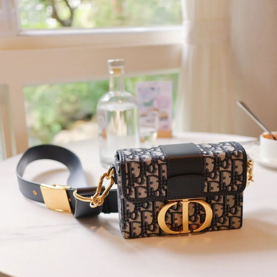 Dior 30 Montaigne Oblique 迷你盒子斜揹包 手袋-0