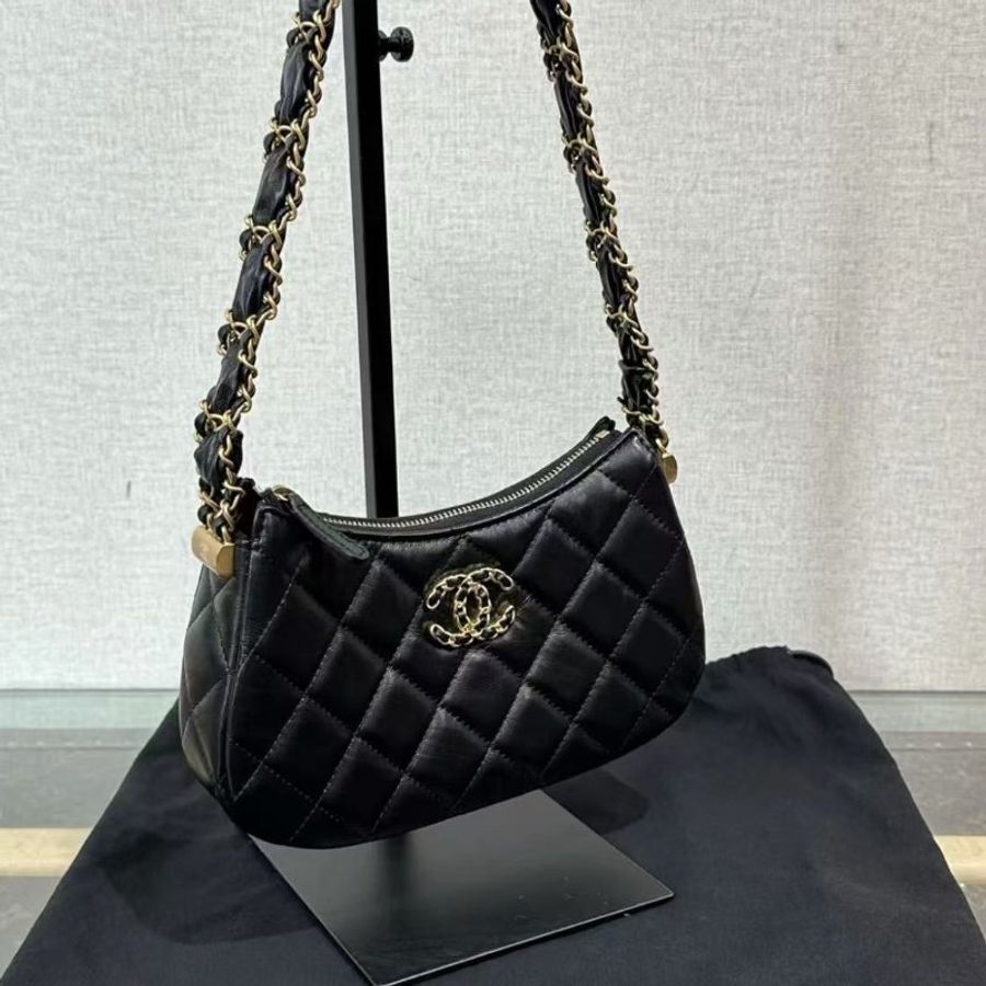 ✨CHANEL 23K黑金19bag hobo包 20*13*5 99新配件塵袋-1