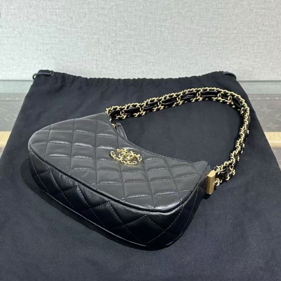 ✨CHANEL 23K黑金19bag hobo包 20*13*5 99新配件塵袋-2