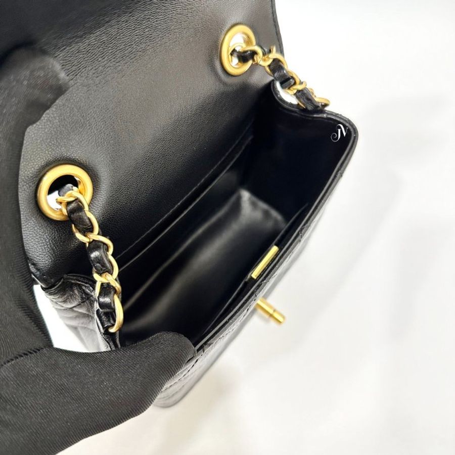 Chanel 黑山羊皮22K金釦口蓋包 AS3648-5