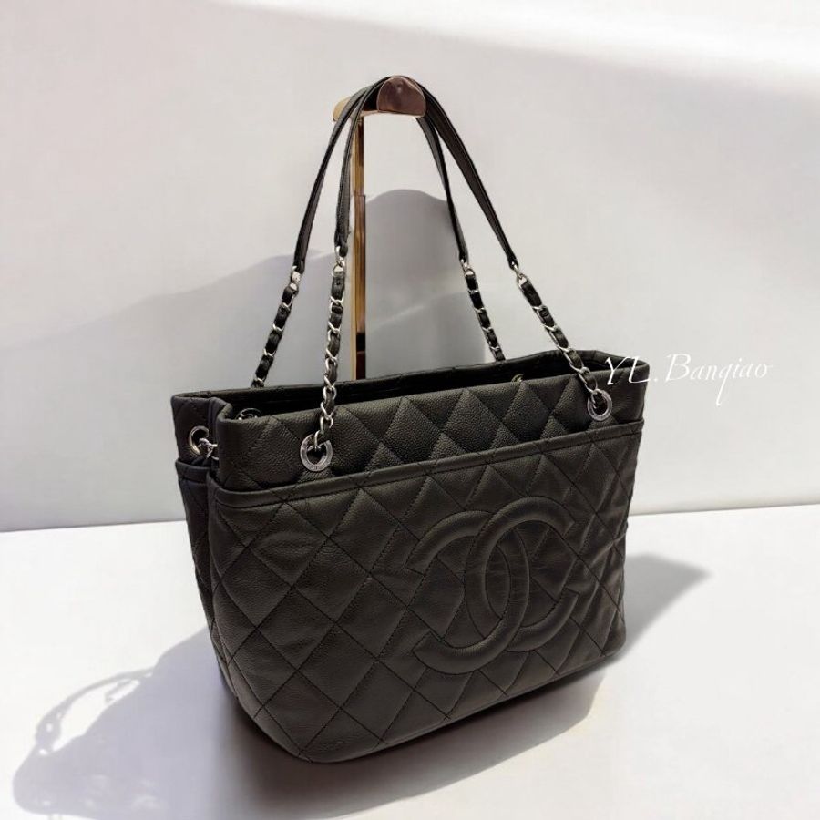 CHANEL 黑荔枝皮銀鍊托特包A67291-1