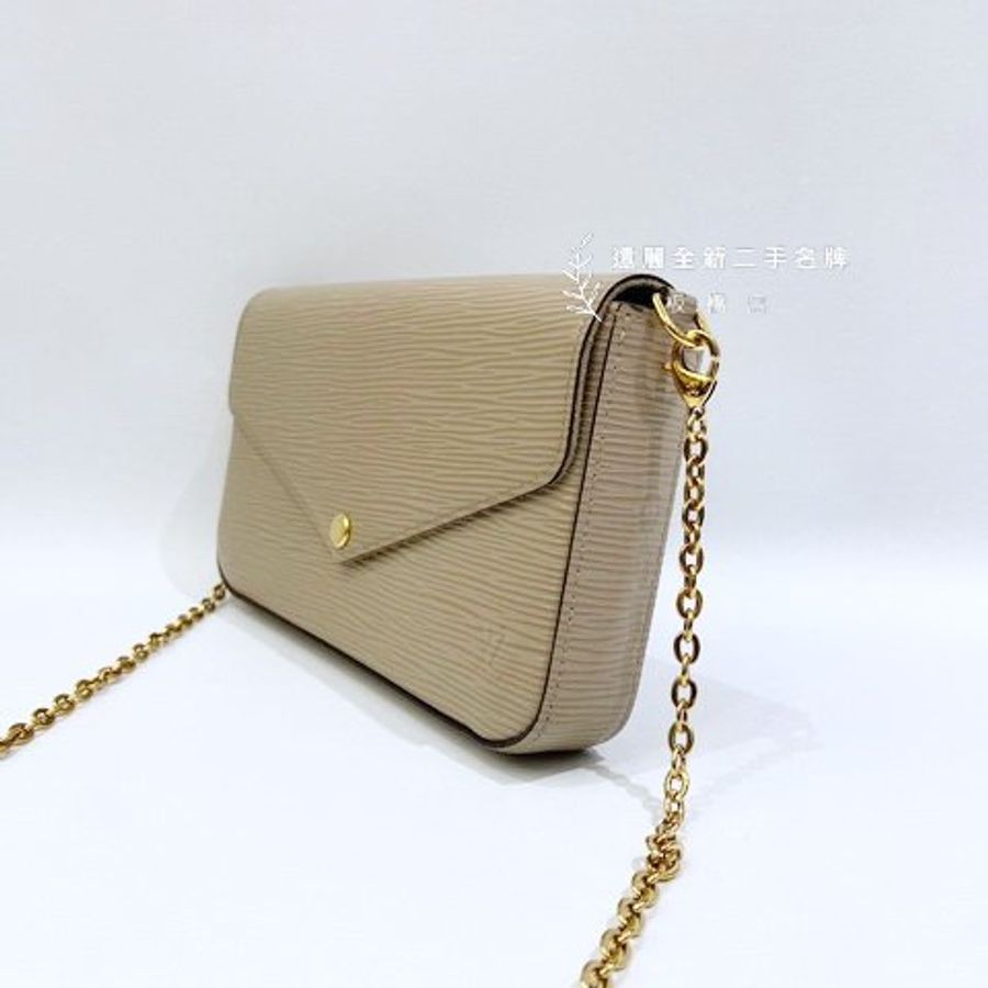 LV Felicie Pochette裸色EPI三合一信封包M68758-4