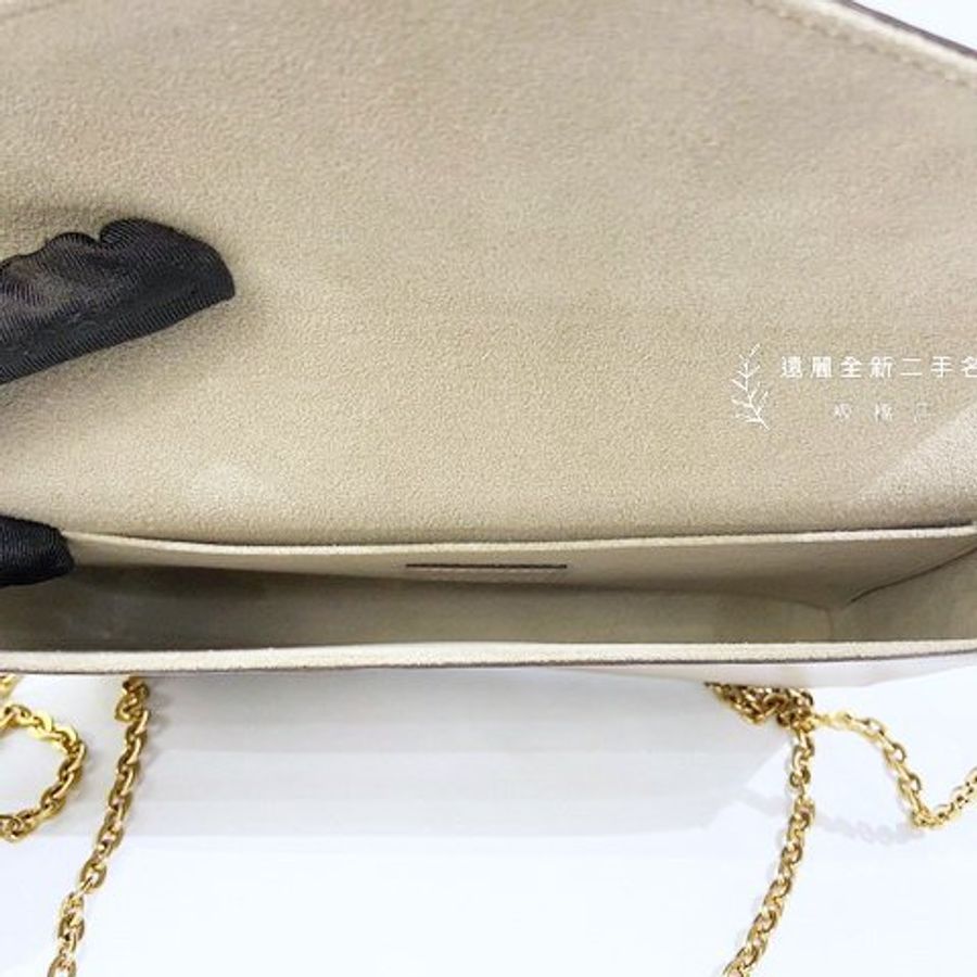 LV Felicie Pochette裸色EPI三合一信封包M68758-9