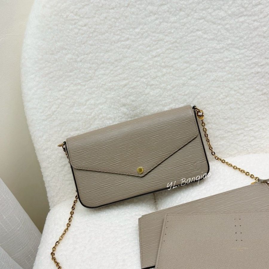 LV Felicie Pochette裸色EPI三合一信封包M68758-2