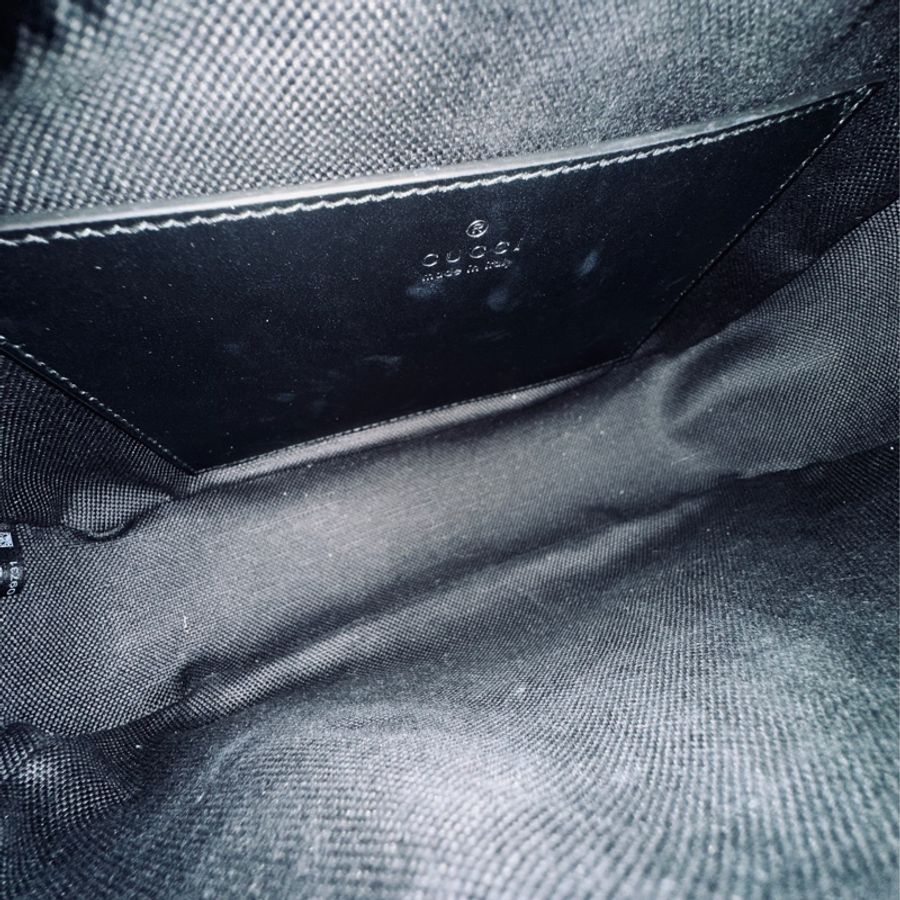 Gucci Marmont SoBlack 24cm黑扣馬蒙相機包🖤99新全配🉑送禮-24