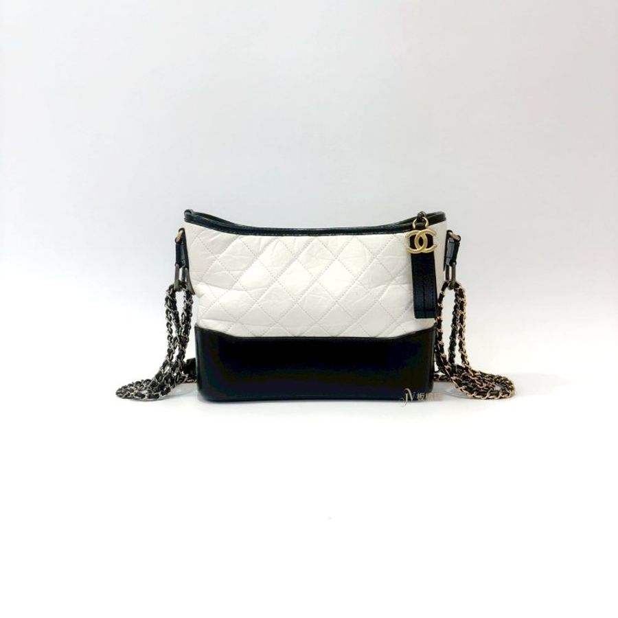 CHANEL黑白拚色復刻牛皮新中號流浪包AS1521-0