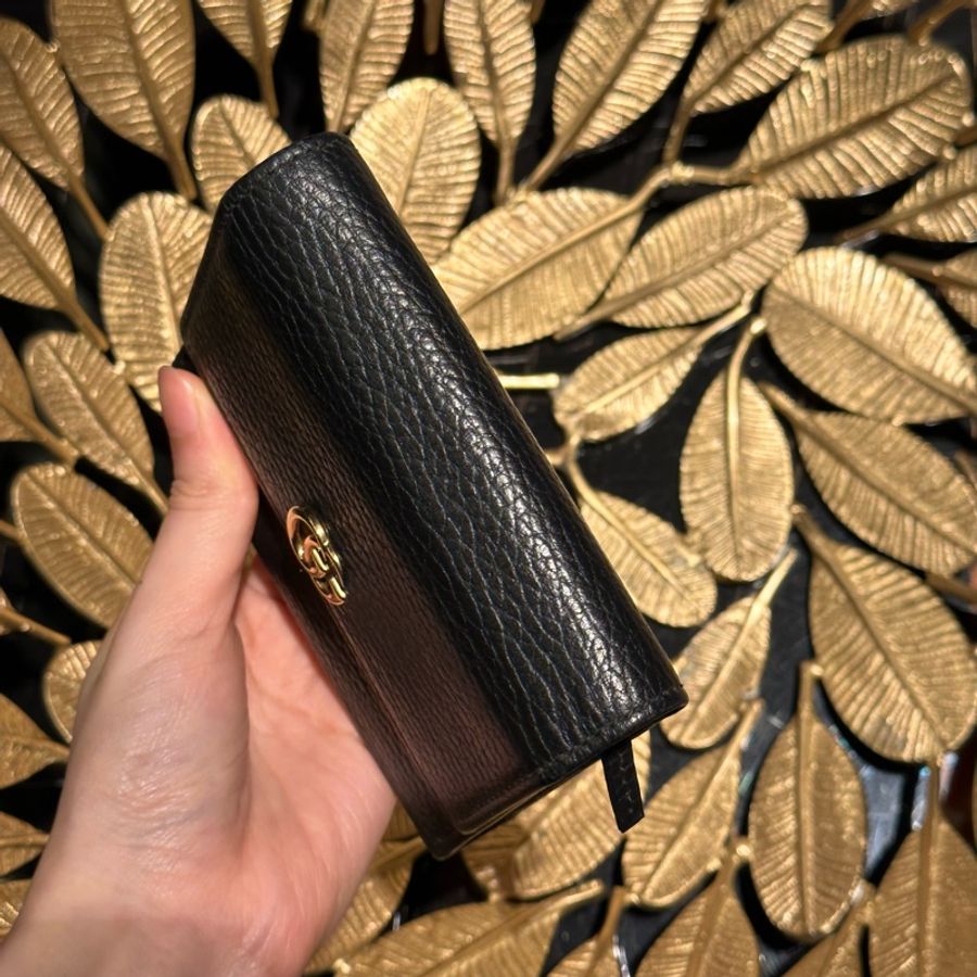 99新閒置🌟 gucci #黑金 #荔枝皮 #短夾 #錢包-8