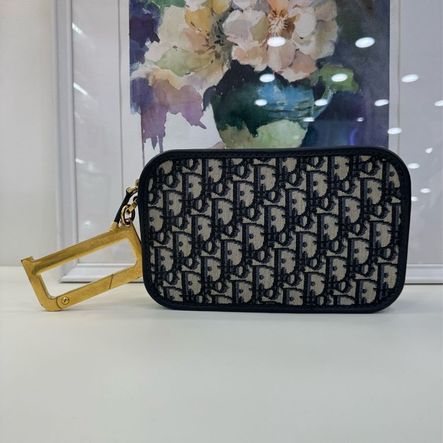 Dior迪奥老花手拿包D字扣金属 可加肩帶做斜挎 19年標 尺寸約22*14*4.5-2