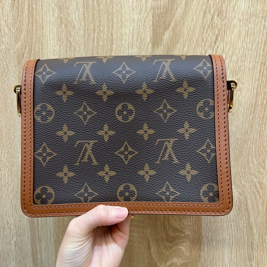 LV 雙色原花Mini Dauphine金釦肩斜背包M45959-5