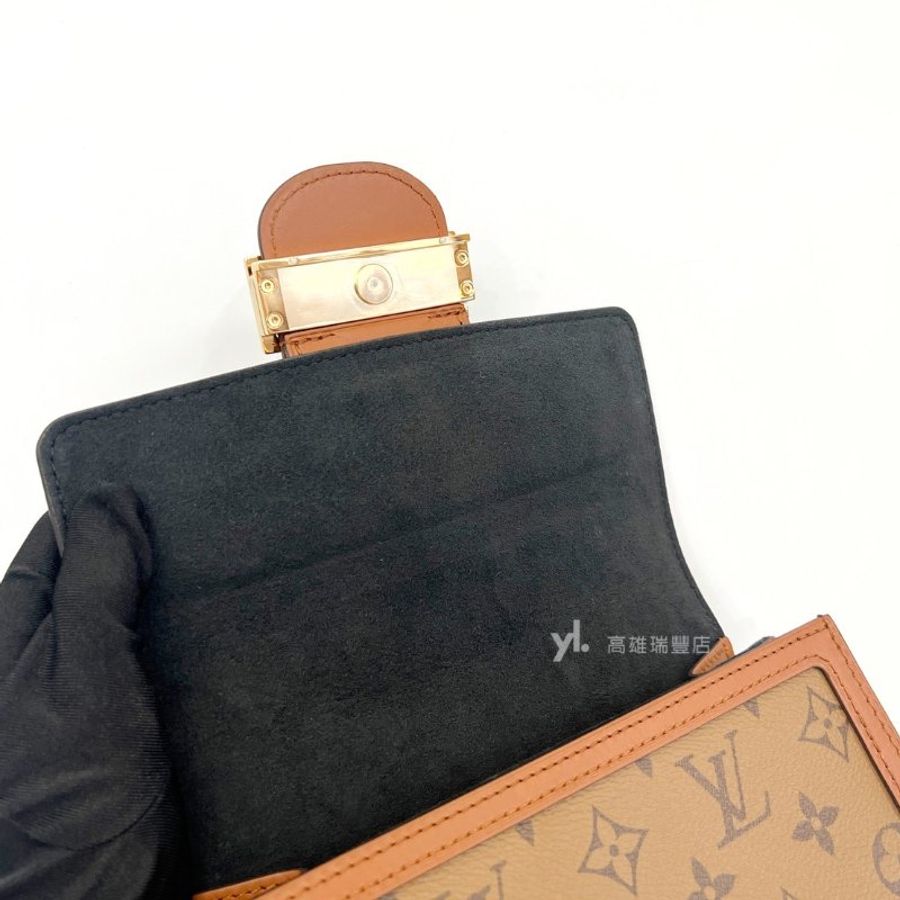 ❣LV 雙色原花金釦Mini Dauphine肩斜背包-9