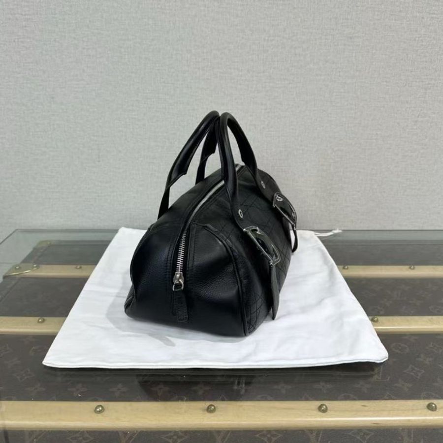 ✨DIOR 中古琺瑯質雙D牛皮保齡球包32*15*14 98新配件塵袋-1