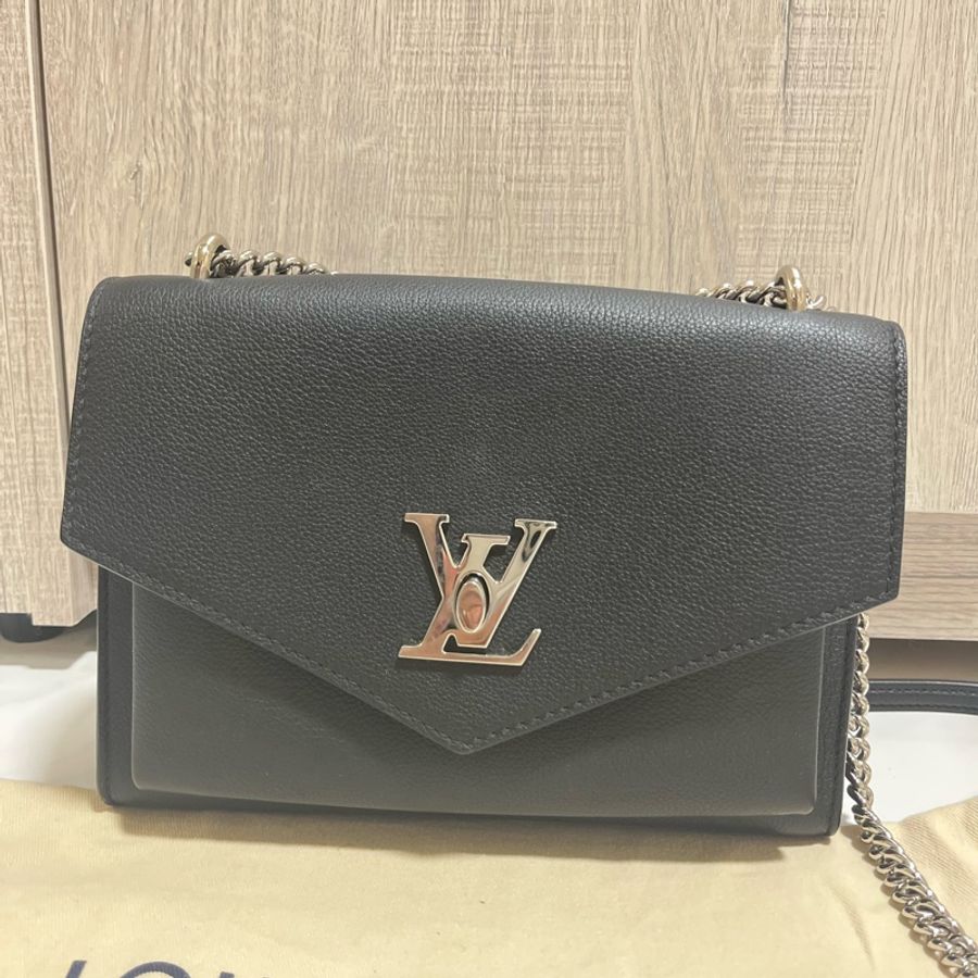LV Mylockme Chain Bag 質感小牛皮肩斜背翻蓋銀鍊包-5