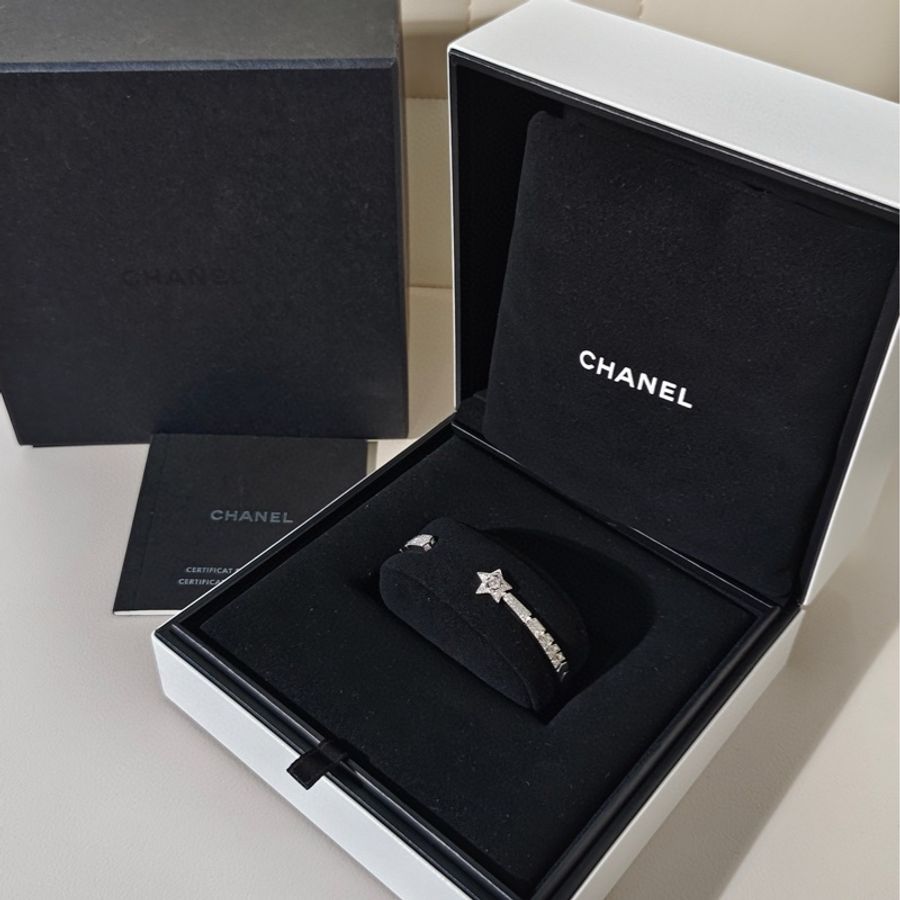 Chanel香奈儿 高级珠宝系列 comete chevron 白金满钻彗星手镯-0