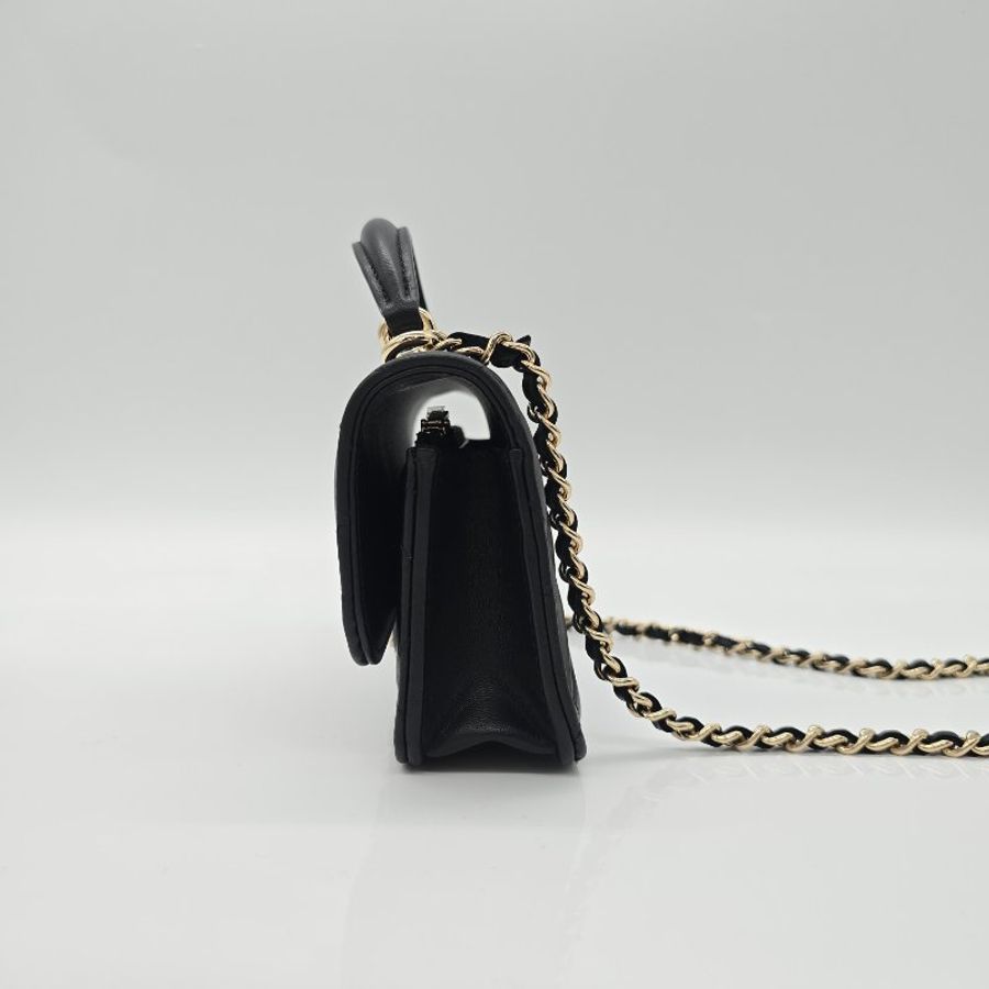 【全新七夕禮♥️小編實拍】CHANEL 香奈兒 24P 黑金MINI HANDLE 口蓋包-7