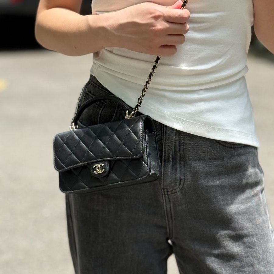 【全新七夕禮♥️小編實拍】CHANEL 香奈兒 24P 黑金MINI HANDLE 口蓋包-2