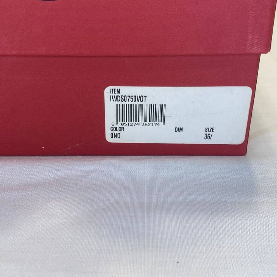 Valentino Garavani One Stud leather heels 黑色卯釘高根鞋 36.5號-10