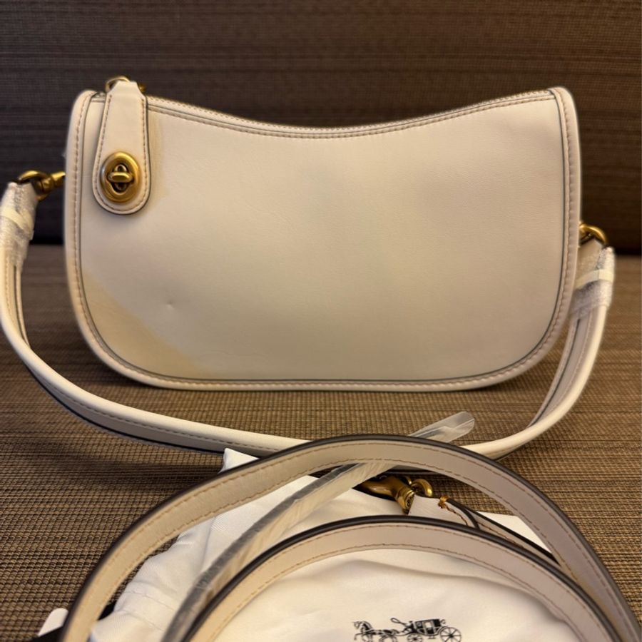 Coach Swinger23 白色 閑置全新-0