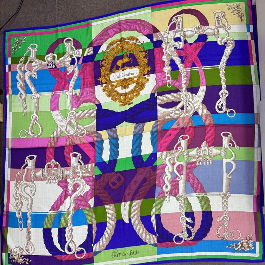 Hermes 140x140 羊絨圍巾-0