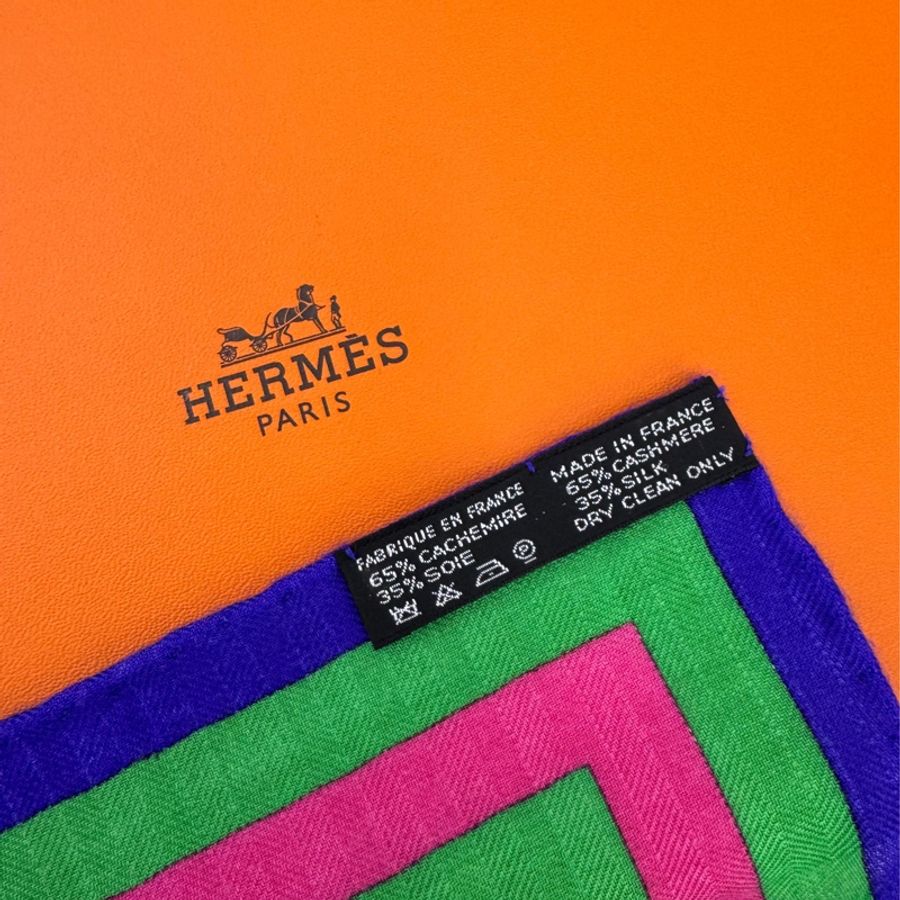 Hermes 140x140 羊絨圍巾-2