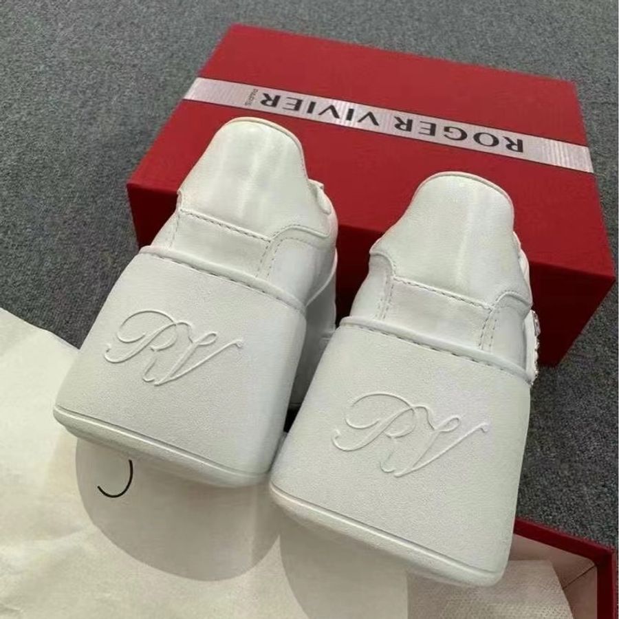 促銷品 Roger Vivier Viv' Skate 皮革運動鞋 水鑽扣 36.5-2