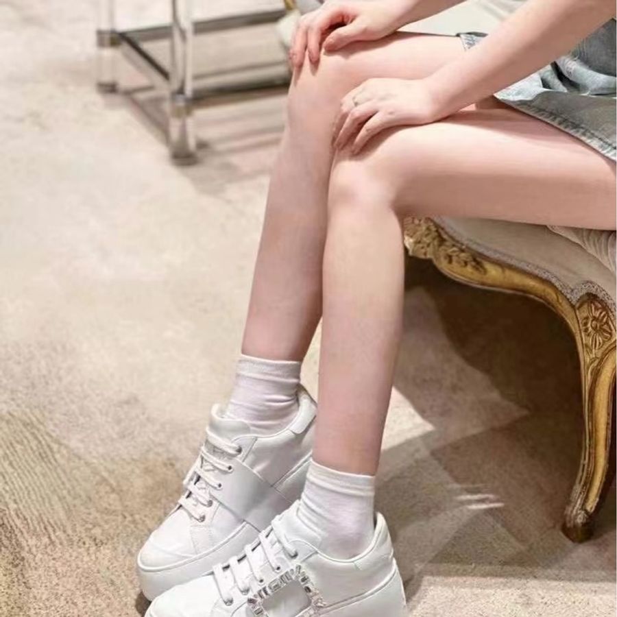 促銷品 Roger Vivier Viv' Skate 皮革運動鞋 水鑽扣 36.5-3
