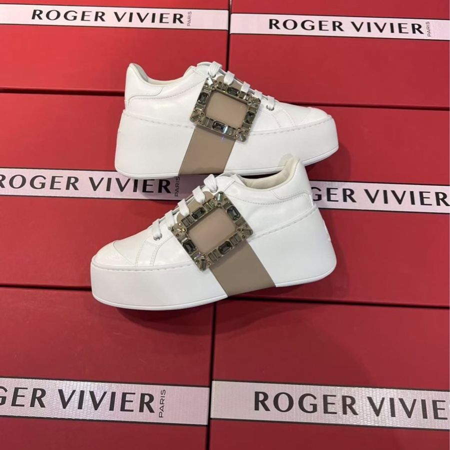 促銷品 Roger Vivier Viv' Skate 皮革運動鞋 水鑽扣-1