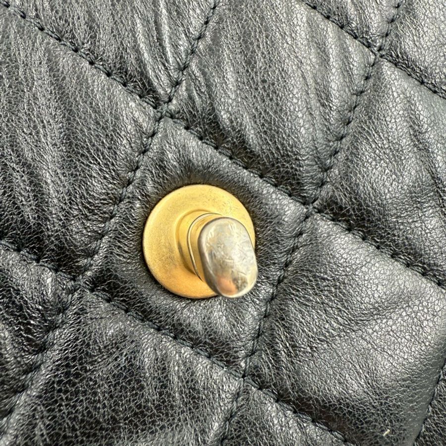 CHANEL - 黑金 coco handle mini flap-11