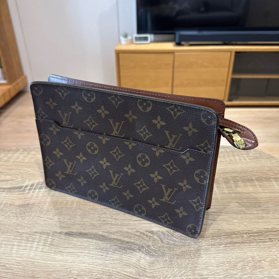 LV 老花 手拿包-5