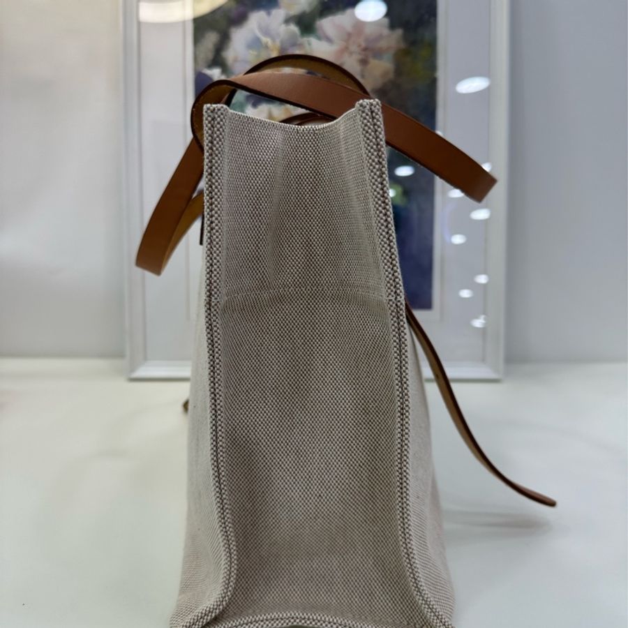 Hermes愛馬仕 Etrivière馬術購物包tote bag!巨難買的原色 随便挂個包挂就很好看啦 框o刻 原始成色 尺寸42×25×13-3