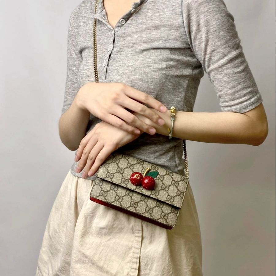 全新 GUCCI古馳 櫻桃🍒老花Logo 帆布 斜挎包-6