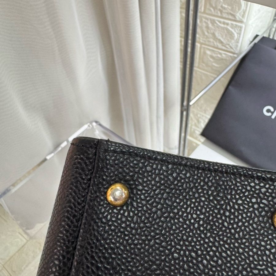 Chanel 黑金魚子醬雙c扣奶粉鏈條包帶卡-5