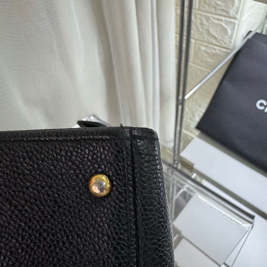 Chanel 黑金魚子醬雙c扣奶粉鏈條包帶卡-8